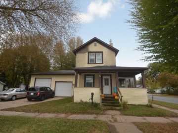 Eau Claire, WI: 739 Broadway Street