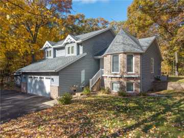 Eau Claire, WI: 1910 Deepwood Court