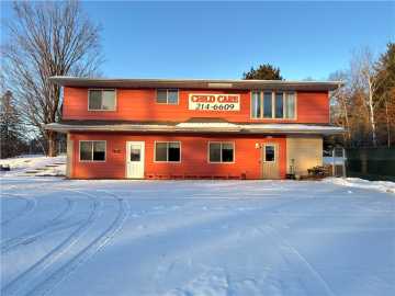 Altoona, WI: 2328 N Hillcrest Parkway