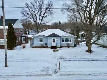 Eau Claire, WI: 520 Fountain Street