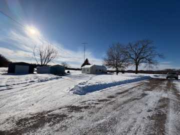 Hixton, WI: 115 Peterson Road