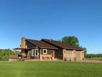Barron, WI: 1337 15th Avenue