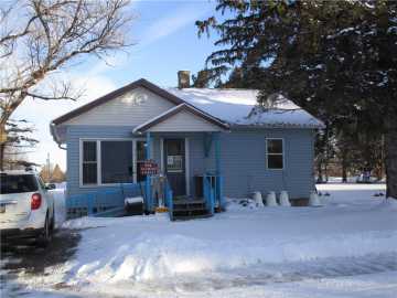 Hawkins, WI: 904 Washington Street