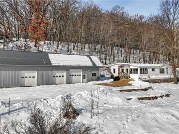 Boyceville, WI: E5003 941st Avenue