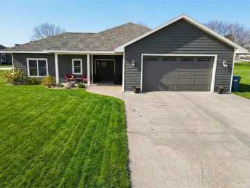 Rice Lake, WI: 102 Royal Crest Drive