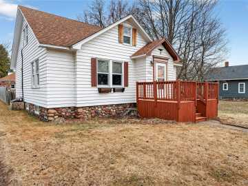 Spooner, WI: 610 Oak Street