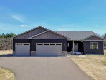 Menomonie, WI: N5184 558th Street