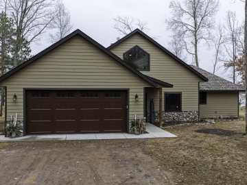 Spooner, WI: 1203 Peterson Trail