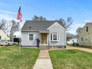 Eau Claire, WI: 2931 8th Street