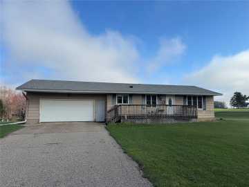 Elk Mound, WI: E9291 570th Avenue