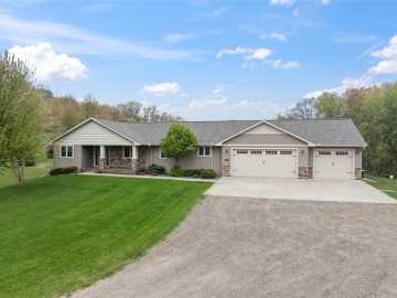 Colfax, WI: N7899 970th Street