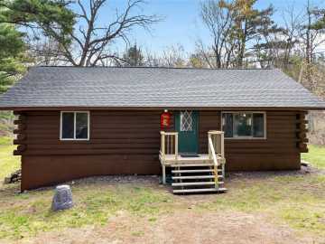 Springbrook, WI: N 7238 Hwy M 