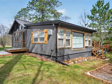 Spooner, WI: N7608 Little Bass Lake Road