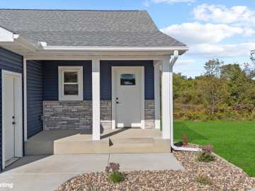 Woodville, WI: 415 Finvold Street