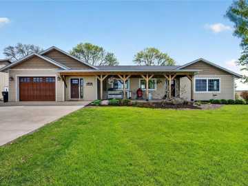 Almena, WI: 1623 6th Street