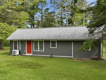 Holcombe, WI: 26660 County Road M 