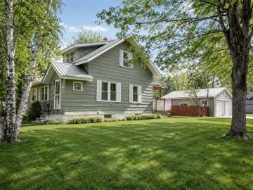 Chippewa Falls, WI: 321 Eva Street