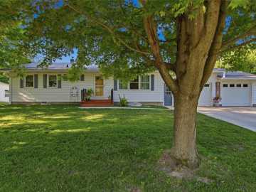 Augusta, WI: 315 Baldwin Street