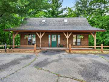 Spooner, WI: 2380 County Road A 