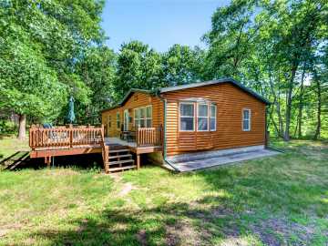 Danbury, WI: 3670 Deer Lodge Drive