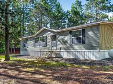 Danbury, WI: 3307 State Road 77 