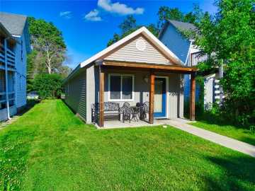 Eau Claire, WI: 515 Putnam Street