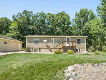 Bruce, WI: W11680 Jenness Road