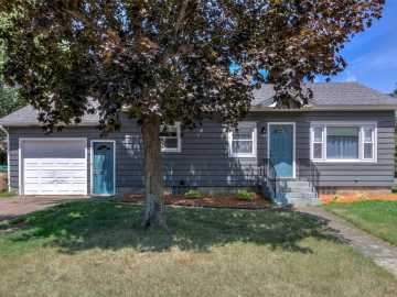 Chippewa Falls, WI: 602 Stanley Street