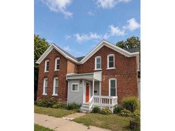 Chippewa Falls, WI: 309 N Prairie Street