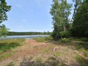 Danbury, WI: Lot 4 South Point Trail