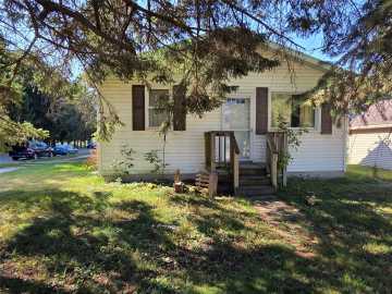 Thorp, WI: 428 E School Street