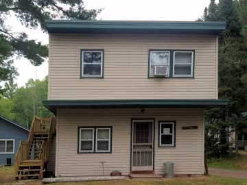 Hayward, WI: 15226W Bills Road