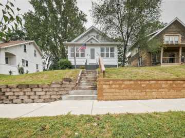 Eau Claire, WI: 1548 Bellevue Avenue