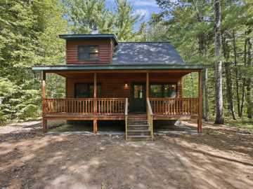 Webster, WI: 3801 Gaslyn Road