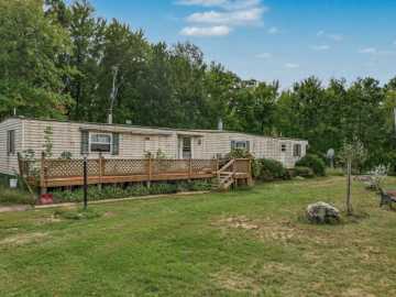 Fairchild, WI: S 15495 County Road M 