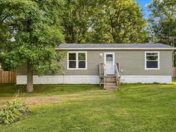 Emerald, WI: 2694 160th Avenue