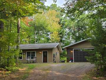 Webster, WI: 7358 E Willow Street