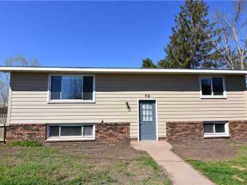 Chetek, WI: 718 Center Street
