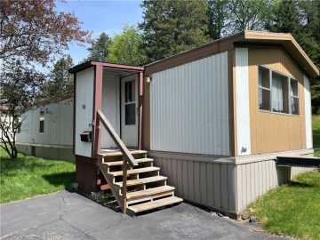 Glidden, WI: 588 E 1st Street