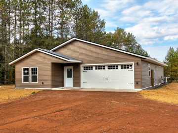 Hayward, WI: 10246 Olker Road