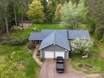 Hayward, WI: 13550 W Froemel Road