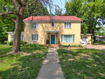 Chippewa Falls, WI: 1506 Wheaton Street