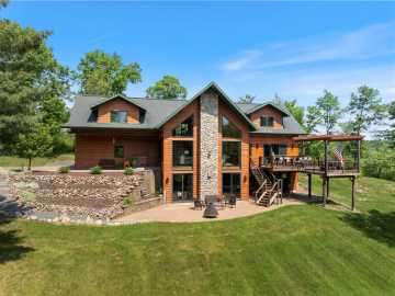 Cameron, WI: 2424 12 3/4 Avenue