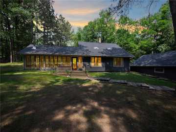 Danbury, WI: 3709 Half Moon Circle