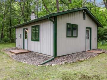 Sarona, WI: W3880 Baker Road