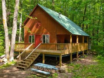 Winter, WI: 6676 W Golf Course Road