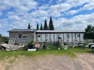 Butternut, WI: 76924 Weinberger Road