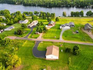 Holcombe, WI: W9514 Stansbury Road