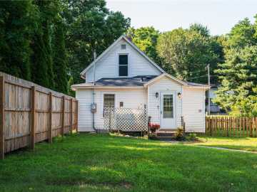 Eau Claire, WI: 2609 Trindal Street