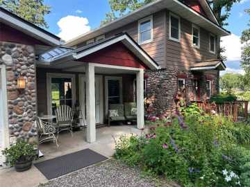 Rice Lake, WI: 1115 Lakeshore Drive